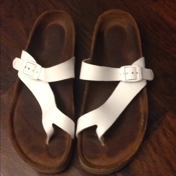 shoes similar to naot